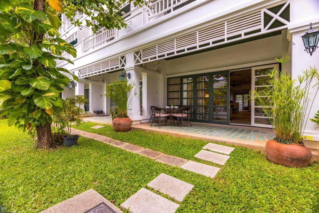4 Bedroom Townhouse In Great Location! HHQ Exteriér fotografie