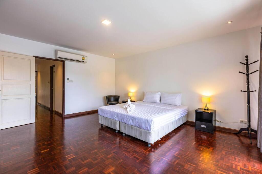 4 Bedroom Townhouse In Great Location! HHQ Exteriér fotografie