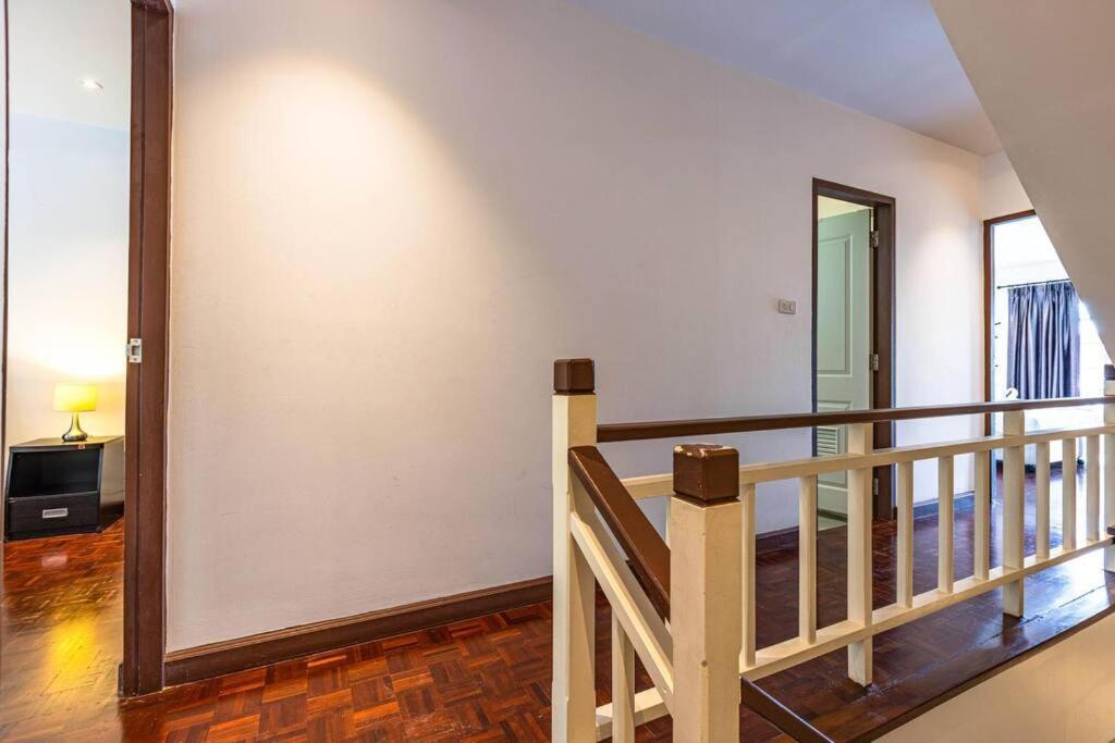 4 Bedroom Townhouse In Great Location! HHQ Exteriér fotografie