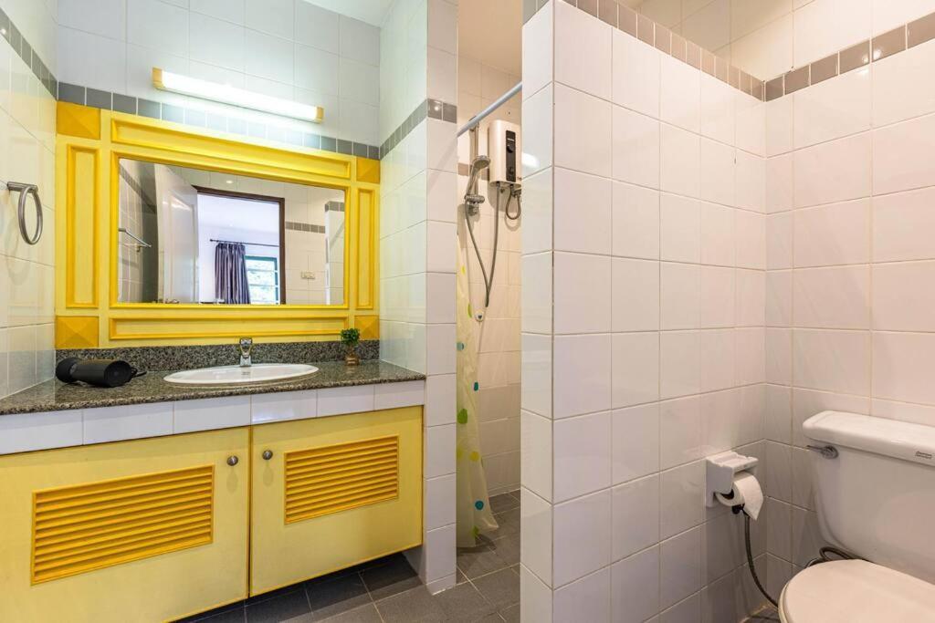 4 Bedroom Townhouse In Great Location! HHQ Exteriér fotografie